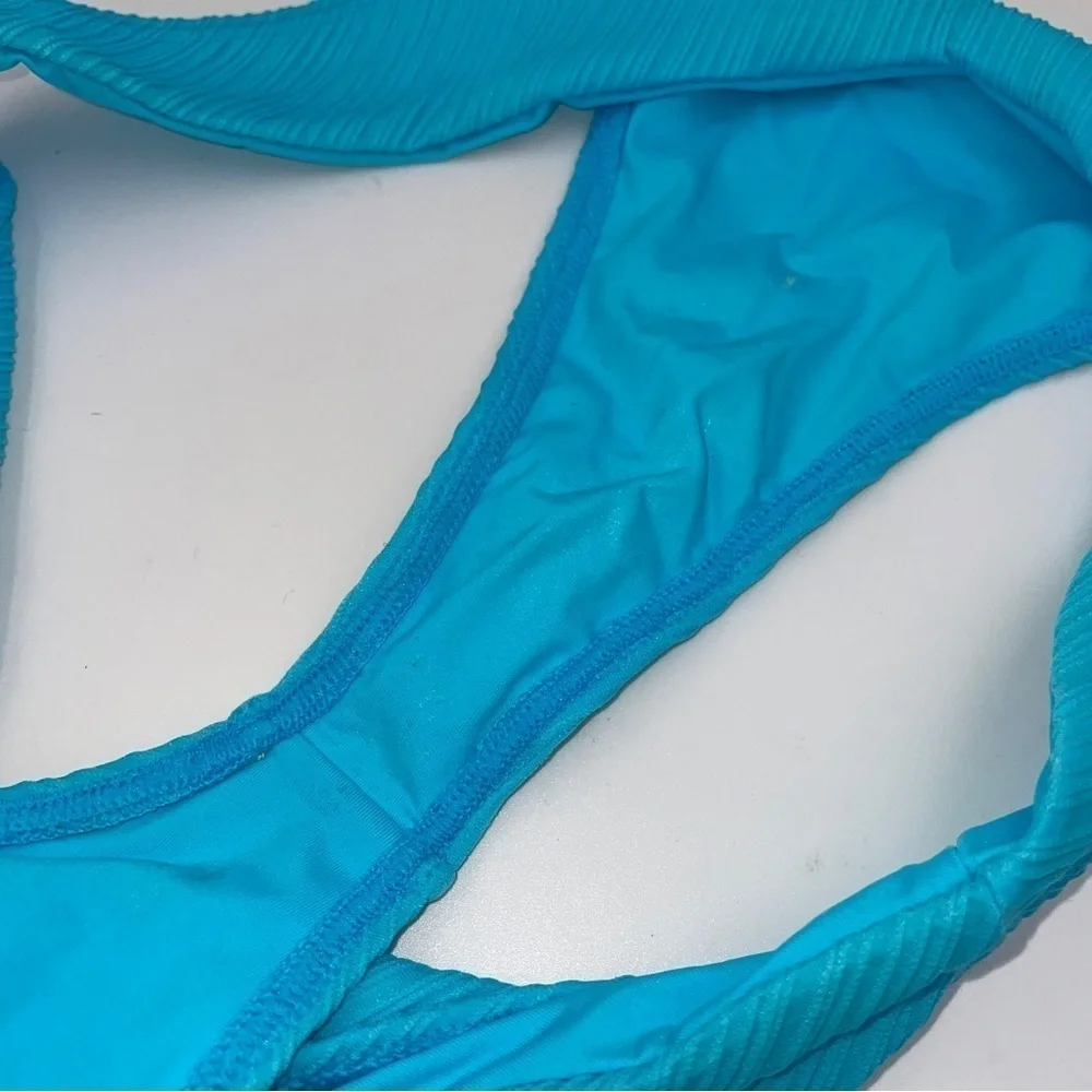 NWOT Frankie’s bikinis Enzo plisse cheeky bottoms aquamarine 12517